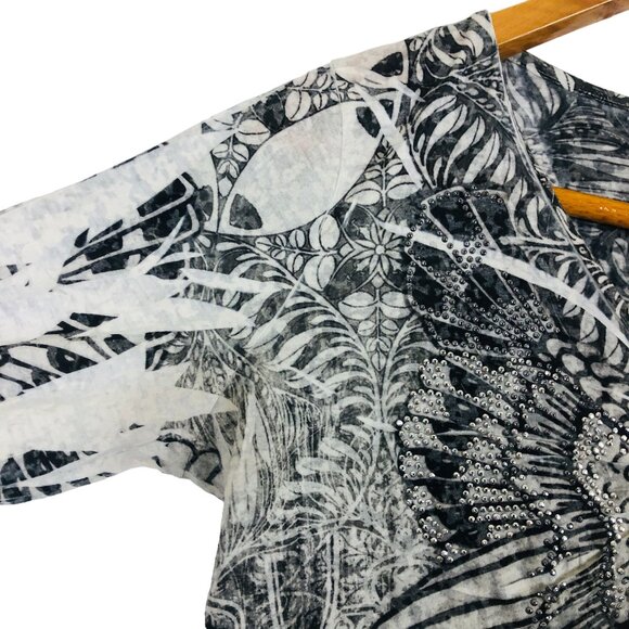 One World Abstract Blouse Sz Large Butterfly Pattern Studded Black White - Picture 4 of 8
